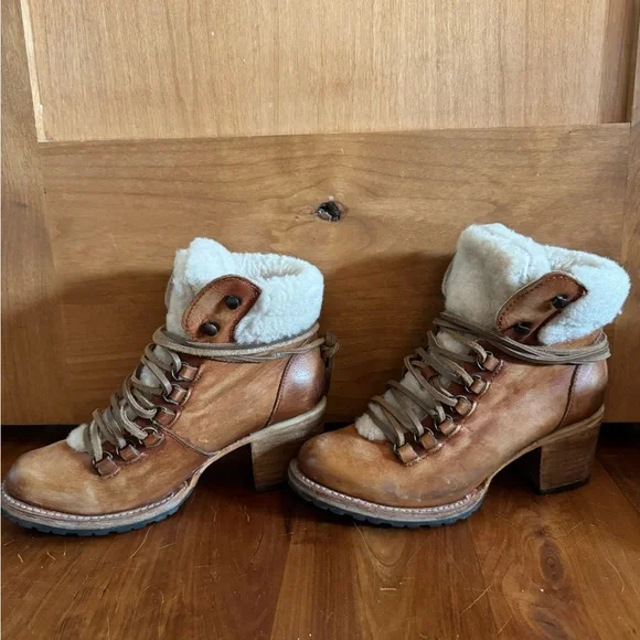 FREEBIRD Norway: Tan Leather Ankle Boots - Picture 4 of 6